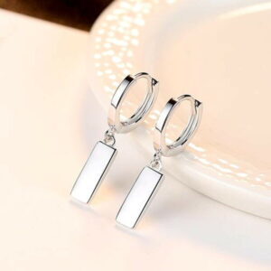 【送料無料 10日返品/3ヶ月修理保証】 プチプラ ピアス 両耳用 レディース シルバー925 フープ 人気 シルバー 石なし シンプル 揺れる ゆれる ぶら下がり 短冊 ニッケルフリー ce0086