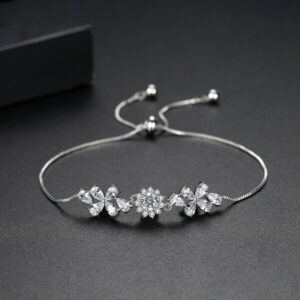 【送料無料 10日返品/3ヶ月修理保証】 プチプラ ブレスレット レディース キュービックジルコニア ホワイト マルチカラー 真鍮 シルバー 可愛い かわいい モチーフ フラワー 花 最大幅9mm フリーサイズ b18071025