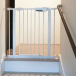 ベビーゲート 階段上 階段下 突っ張り つっぱり 75cm〜86cm オートクローズ オートロック 工具不要 90度 180度 | キッチン 寝室 セーフティグッズ ベビーフェンス ベビーサークル 突っ張り式 安心 安全 柵 ゲージ あす楽対応 _83146